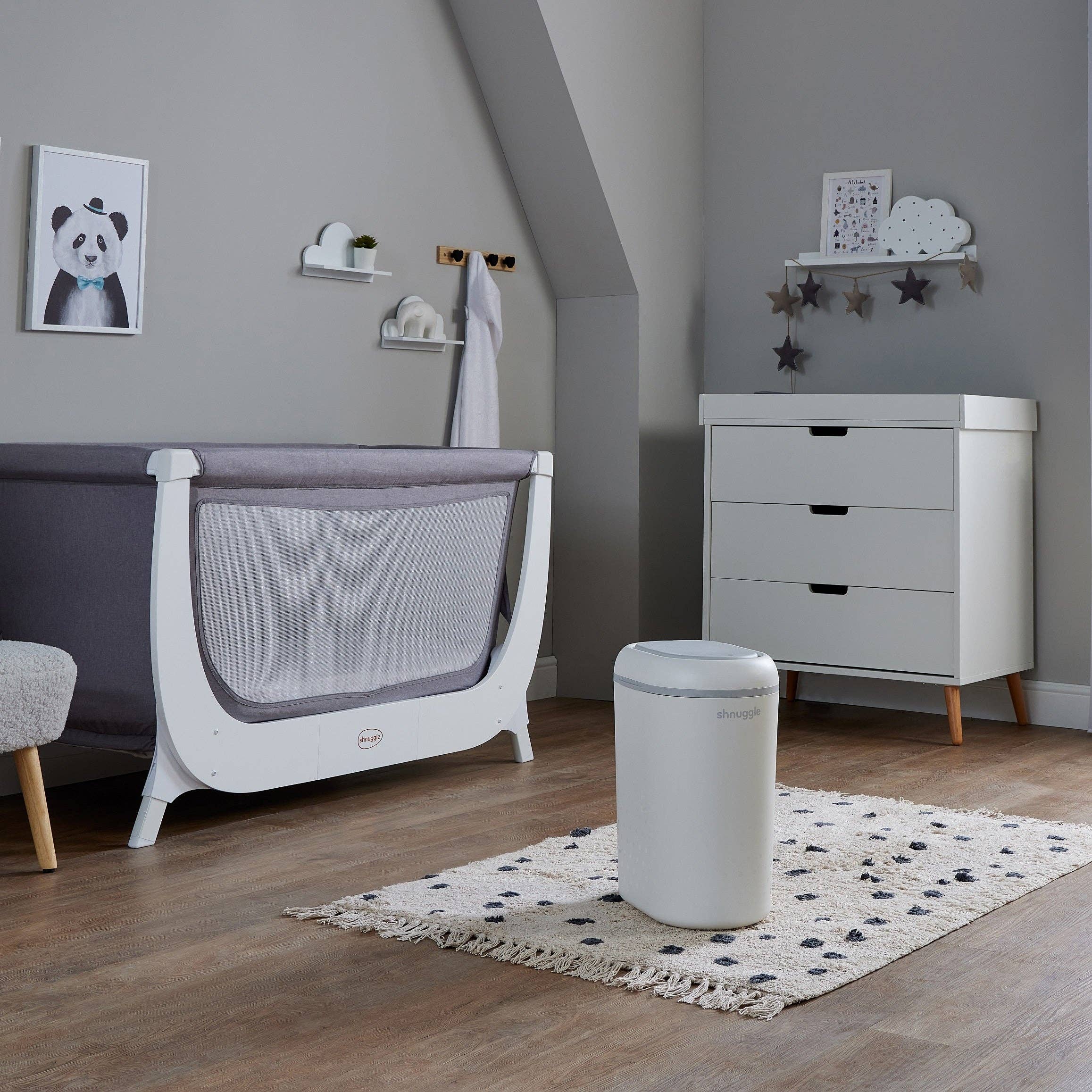 Shnuggle Eco-Touch Nappy Bin, Cassette-Free Nappy Disposal